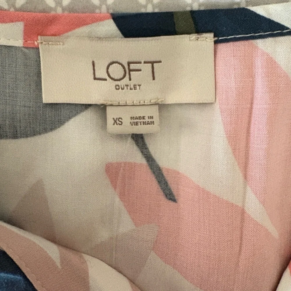 XS Loft Floral Flutter Sleeve Belted Dress New